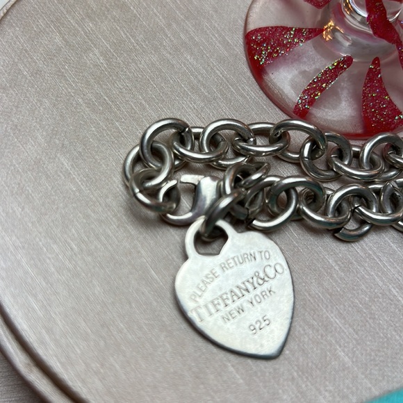Tiffany & Co. bracelet with heart. # 32 - Picture 3 of 4
